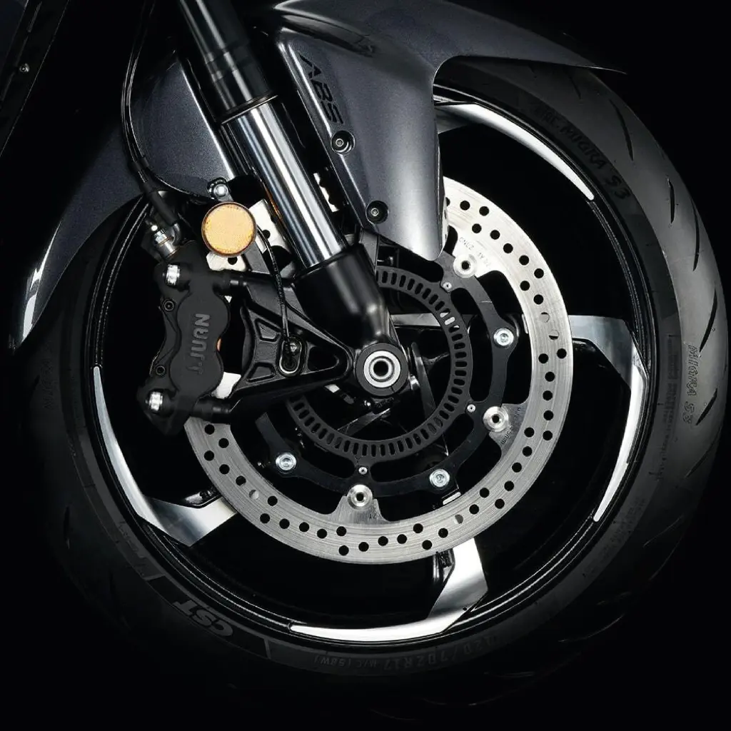 350 v-03.webp